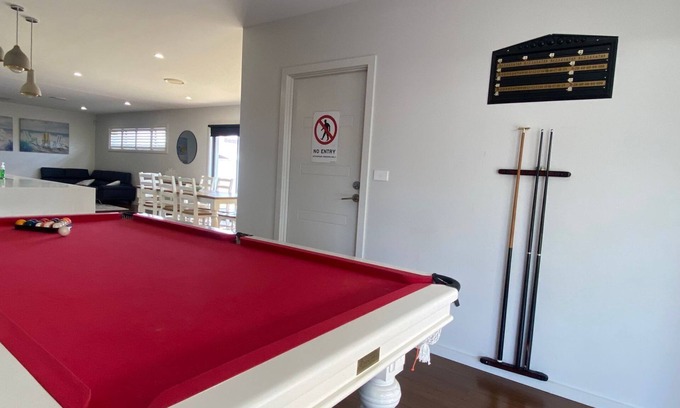 Tomakin House | Large Family Home located in Tomakin