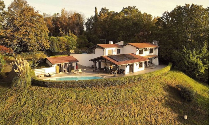 Urrugne Villa | Large, friendly and comfortable house with exceptional views and large pool