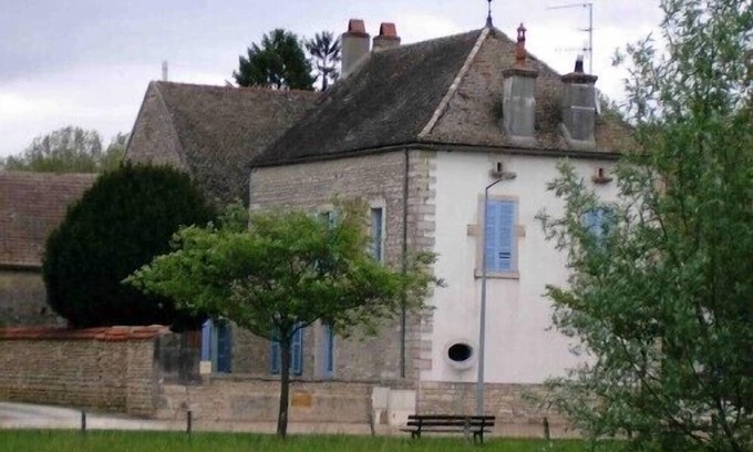 Sainte-Marie-la-Blanche House | Large gîte near Beaune