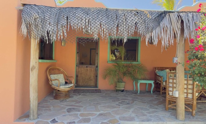 Los Barriles Apartment | Large Gated Parking, Cozy Casa near Pickleball