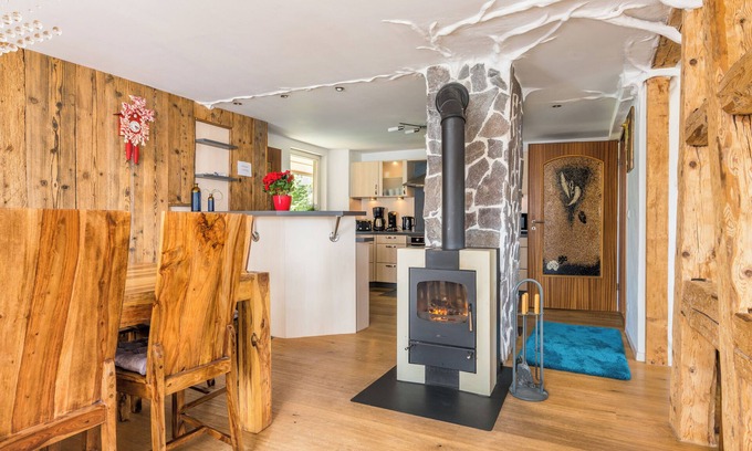 Schonach im Schwarzwald Apartment | Large historic apartment with sauna, fitness room, fireplace, fire pit and garden