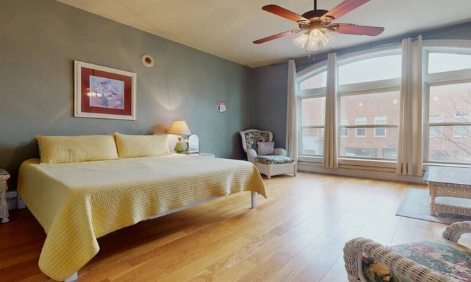 Portsmouth Apartment | Large Historic District Apartment with City View
