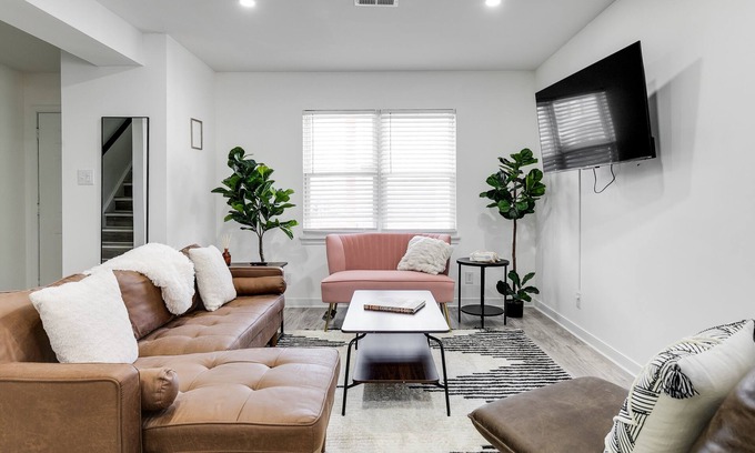 Richmond House | Large Home, 2 Blocks from Lake/Park, Outdoor Dining + Parking
