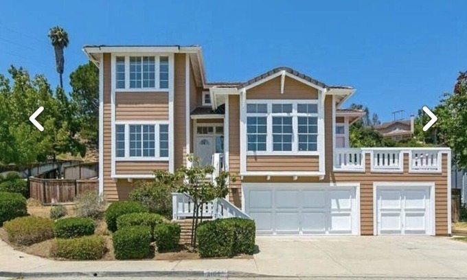 Midway House | Large Home-Great location