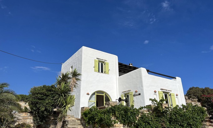 Paros House | Large house for families or couples with best sunset views on the island