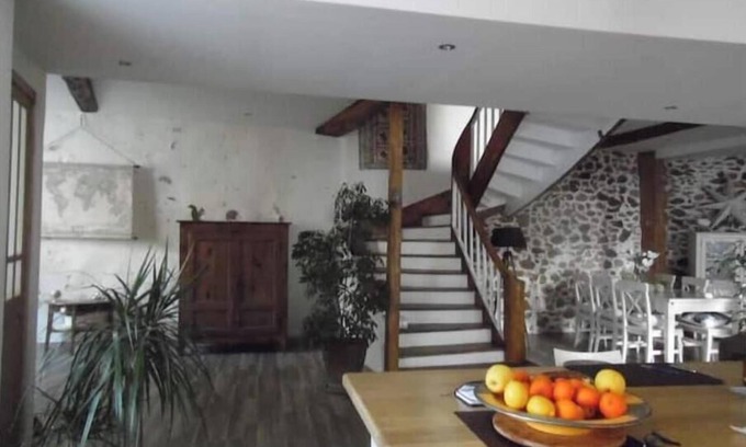 Villeneuve-d'Olmes House | Large house at the foot of the mountains