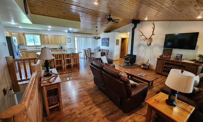 Thayne House | Large House with 2 King Beds, Game Room and Deck, 60 minutes from Jackson Hole