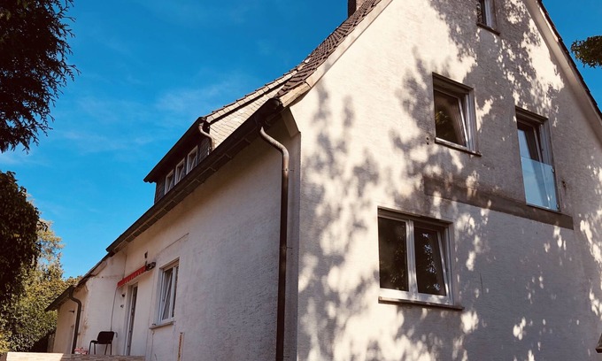 Verl House | Large house with 6 bedrooms and 3 bathrooms
