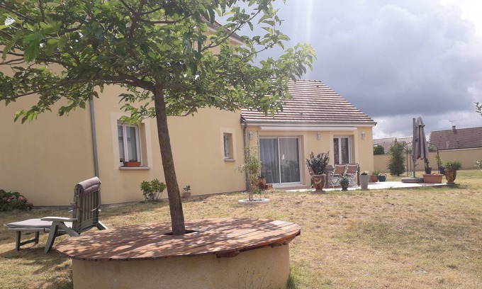 Muides-sur-Loire House | Large ideal family home on the banks of the Loire at the gates of Chambord