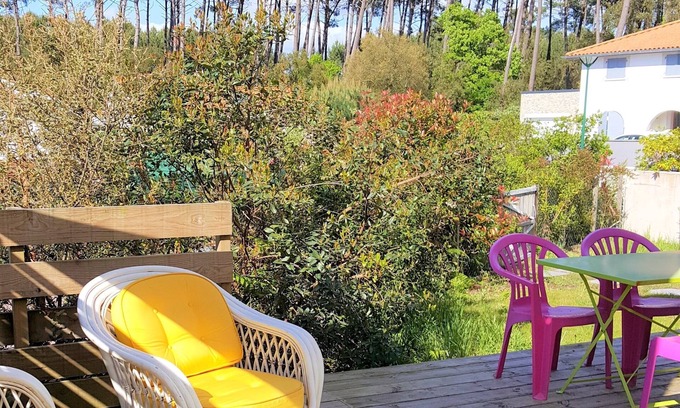 Labenne Apartment | Large lodge under the pines, quiet/garden, 2CH/beaches 3km/bbq+wifi/rated 3*.
