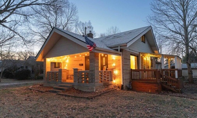 Homecroft House | Large Lot SFR, close to IU, Downtown and Southport