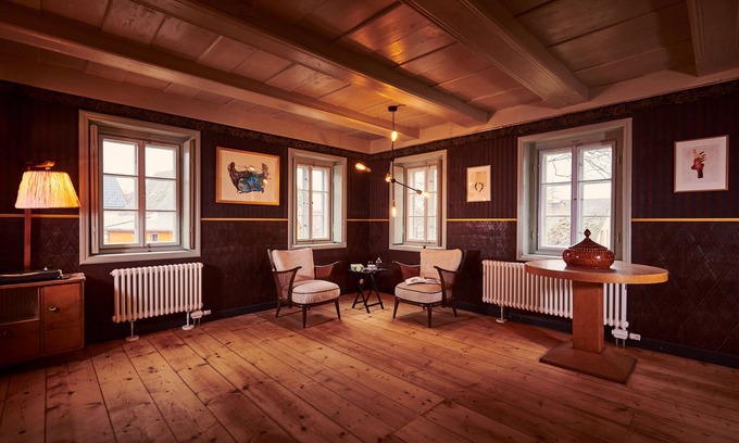 Ebersbach House | Large, lovingly renovated factor house with sauna
