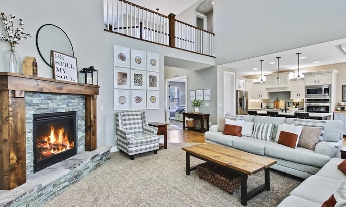 Meridian House | Large Modern 6 Bedroom Farmhouse with Custom Theat