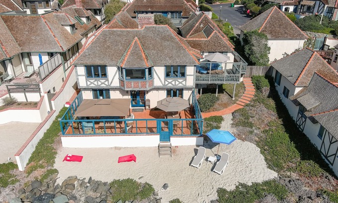 South Oceanside House | Large Oceanfront House in Historic Gated Community with Optional Apartment