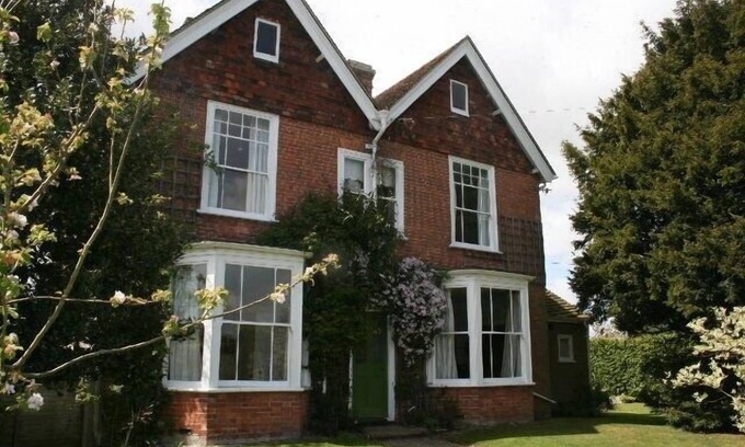 Rye House | Large, private beautiful house with tennis court