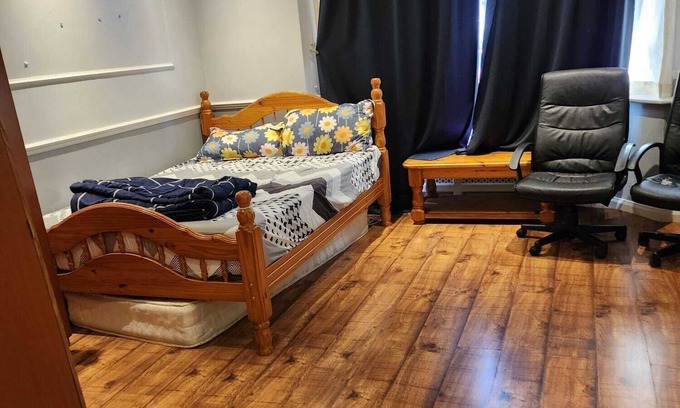 Wembley Central House | Large room near wembley stadium. 3 min walk to stadium. Awesome location