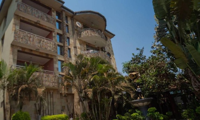 Lubumbashi Cabin | Large Room with Free Breakfast