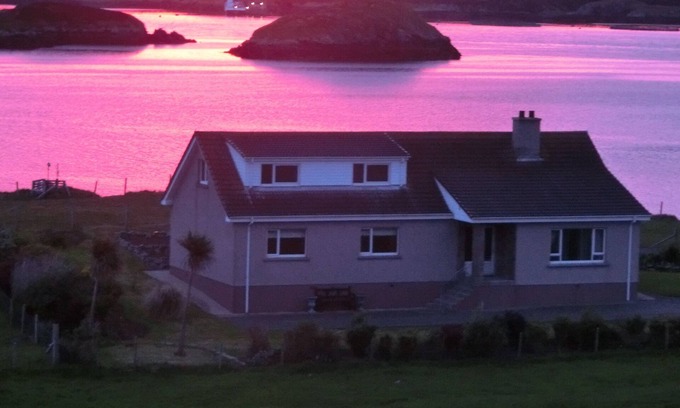 Lewis and Harris House | Large Seaview holiday home, with 4 star rating from Visit Scotland
