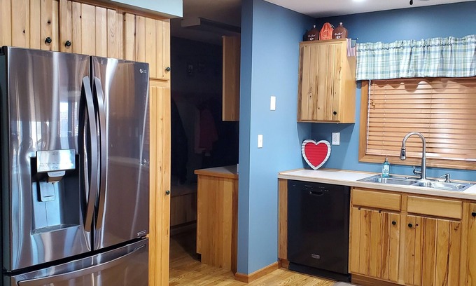 Olpe House | Large spacious house located in quiet neighborhood