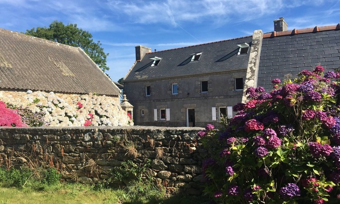 Cleden-Cap-Sizun House | Large stone house 500 m from the sea and hiking trails