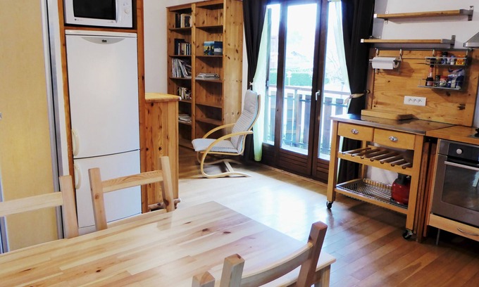 Doussard Apartment | Large studio for 4 pers. at the edge of Annecy lake