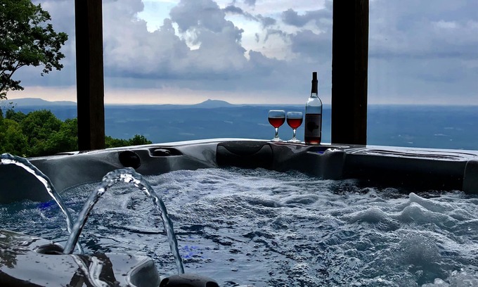Vesta Cabin | Large, Stunning Cabin with Breathtaking View of Piedmont, Pilot Mountain