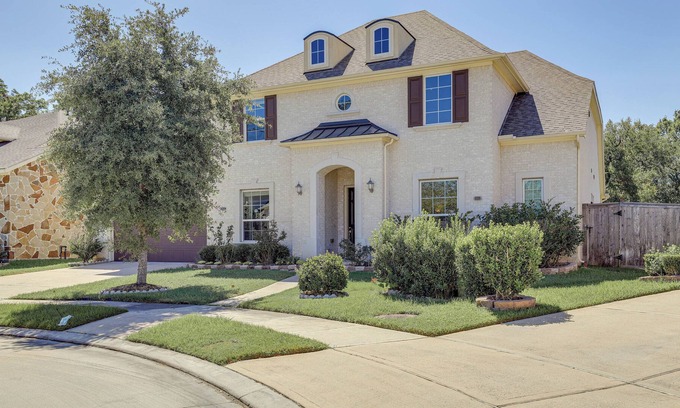 Sugar Land House | Large Sugar Land Home ~ 24 Mi to Downtown Houston!