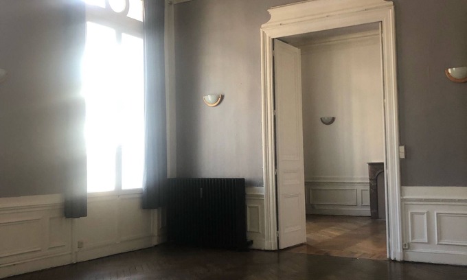 Rouen Apartment | LARGE T3 AT ROUEN PARKING