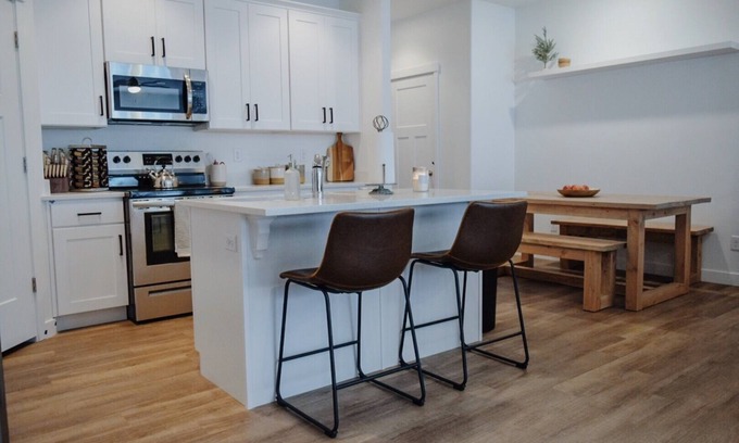 Suncrest House | Large Townhouse with Pool/hot tub walk to food/movies/TopGolf