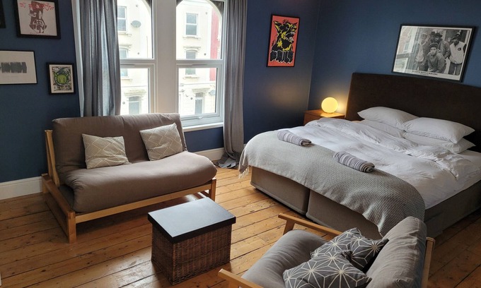 Saint Paul's House | Large very central 4-storey crash pad great for BIG groups - Timeout 2024