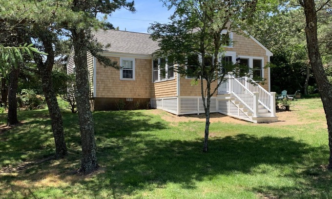 West Chatham Cottage | Large Yard, Quiet; 300 Yd on Sidewalk to Hardings Beach
