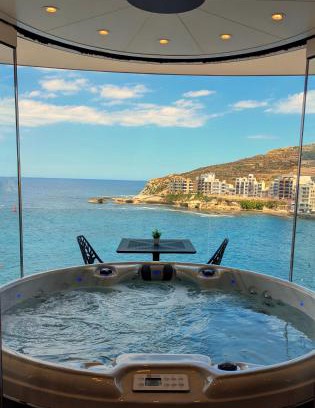 Marsalforn Apartment | Larimar - Blue Haven