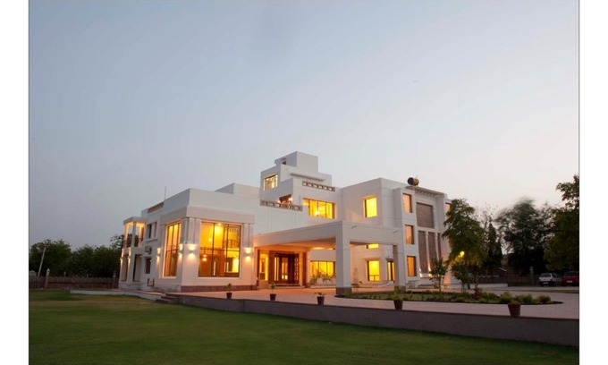 Barli Resort | Lariya Resort