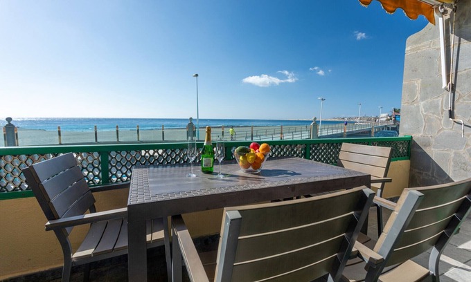 San Agustin Ski Chalet | Las Burras Beach terrace&pool By CanariasGetaway