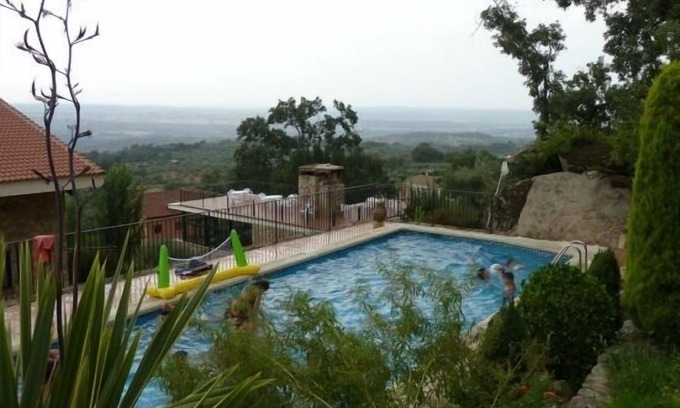 Poyales del Hoyo Cottage | Las Casas de Agapito Rural Center in Gredos, capacity for 25 people in total