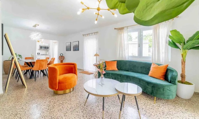Humacao House | Las Casitas Boutique 3n