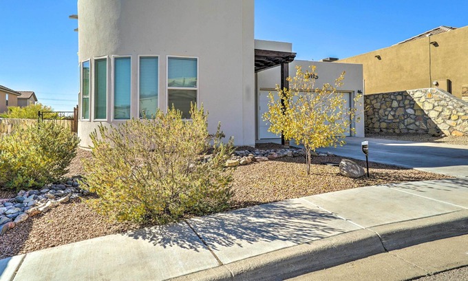 Las Cruces House | Las Cruces Retreat w/ Patio - Close to Dtwn!