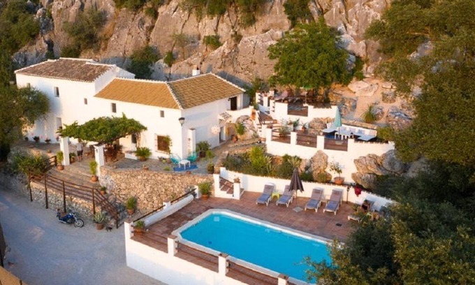 Villanueva del Trabuco Apartment | Las Estrellas, self catering in traditional cortijo in Andalucia with views