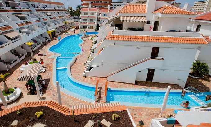 El Madronal Apartment | Las Floritas 23 Terrace and Swimming Pool