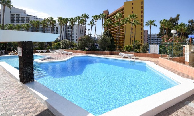 San Eugenio Apartment | Las Flores 6 - Three Bed