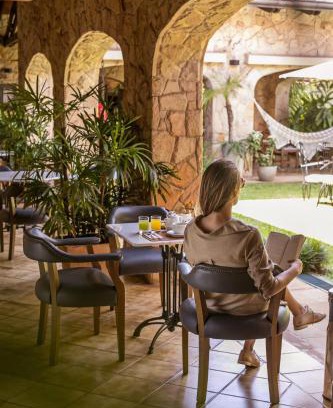 Asuncion Hotel | Las Lomas Casa Hotel