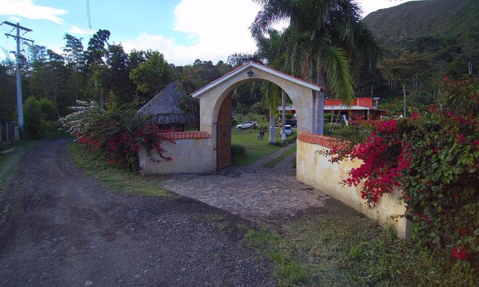 Cumaca House | Las Mercedes Finca Cafetera