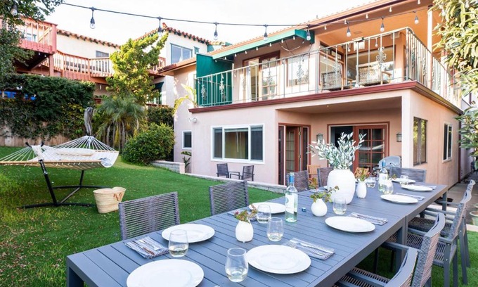 Roseville - Fleet Ridge House | Las Olas by AvantStay - Home w/ Panoramic Ocean Views in the Heart of Point Loma