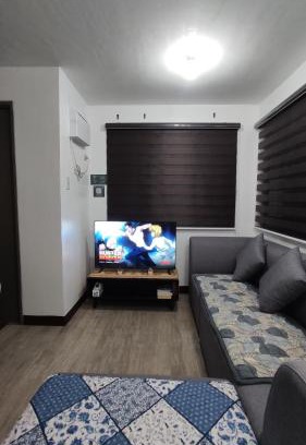 Balibago Apartment | Las Palmas 202 Near Enchanted Kingdom - Valdez Villa