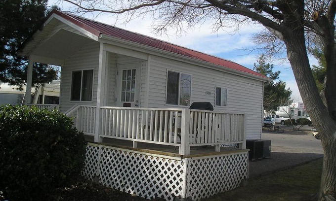 Sunrise Manor Resort | Las Vegas Camping Resort Cabin 4