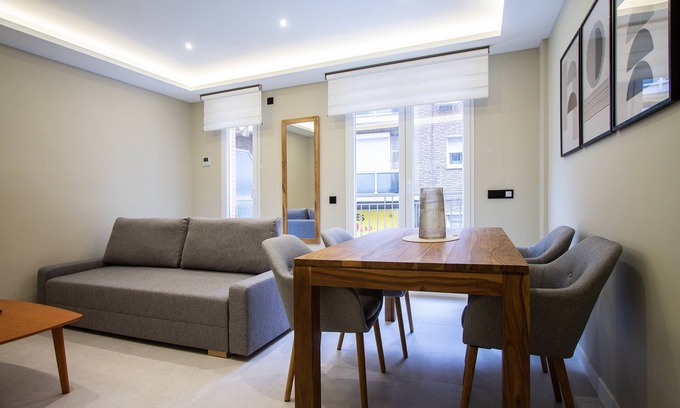 Lista Apartment | LAS VENTAS PARKING - 1 BEDROOM