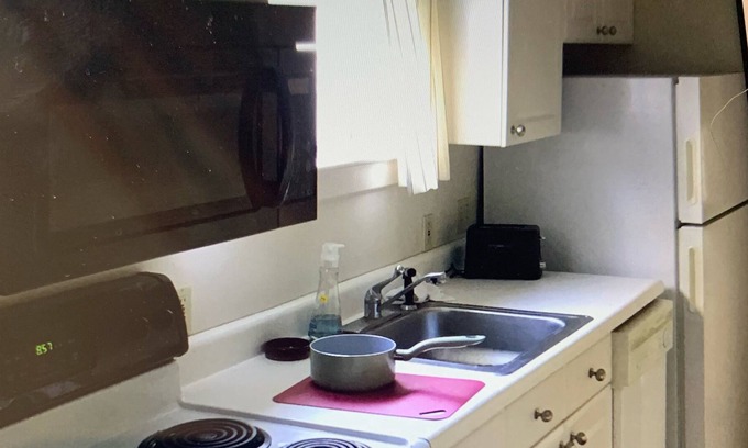 Downtown Portland Apartment | Last minute place in Arts district of Portland