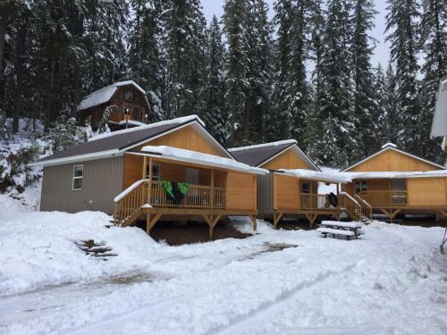 Malakwa Cabin | Last Spike Lodging