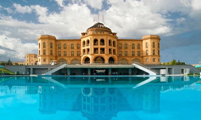 Yerevan Hotel | Latar Hotel Yerevan