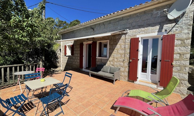 Porto-Vecchio House | LATEST DISPOSALS JUIL 25*Charming mountain house overlooking Porto-Vecchio